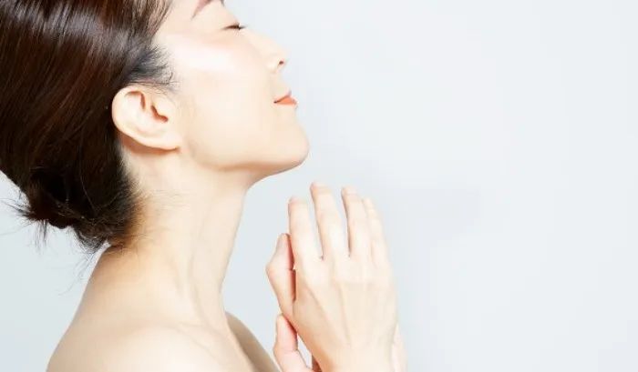 化妝品應(yīng)用 化妝品應(yīng)用